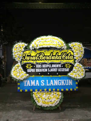 Papan Bunga Duka di Kotamobagu Utara